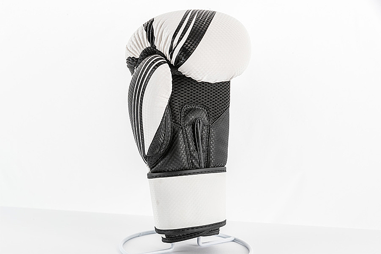 UFC PRO Performance Rush 16 Oz - белые — изображение 2