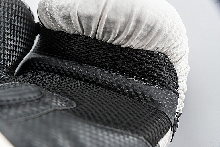 UFC PRO Performance Rush 16 Oz - белые — изображение 8